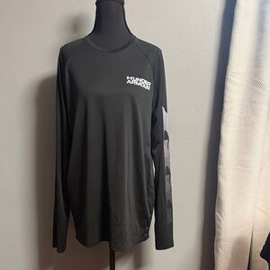 Under Armour Black Performance Long Sleeve size medium